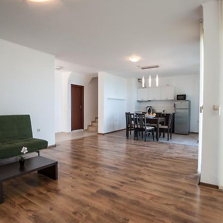 بالشيك Momchil Villas المظهر الخارجي الصورة